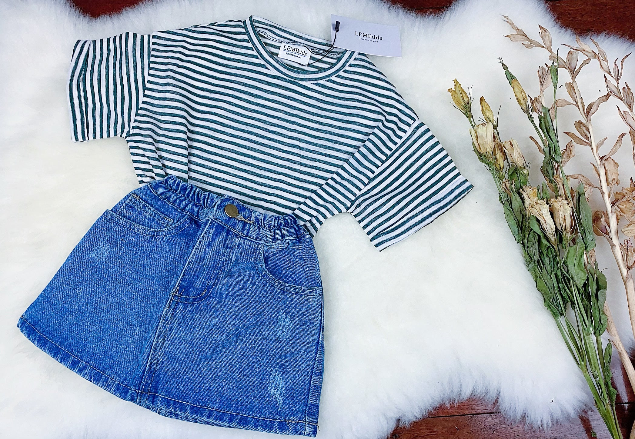 Classic denim skirt