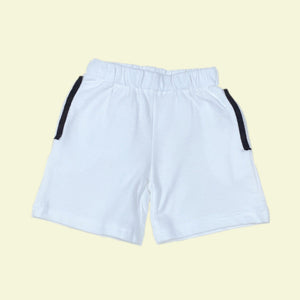 White bermuda shorts with black stripe